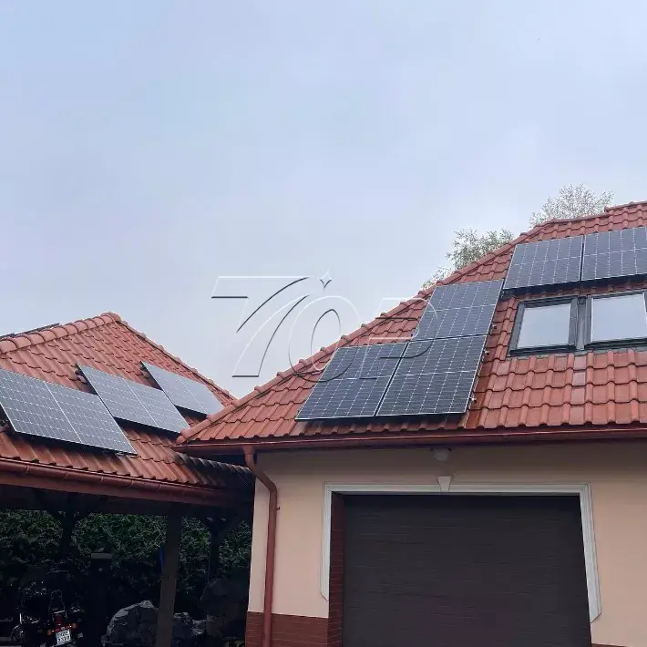 Gunung Solar Tile